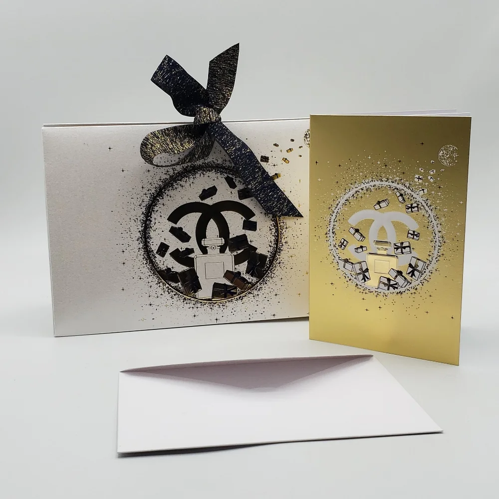 CHANEL Holiday Gift Bag with Card